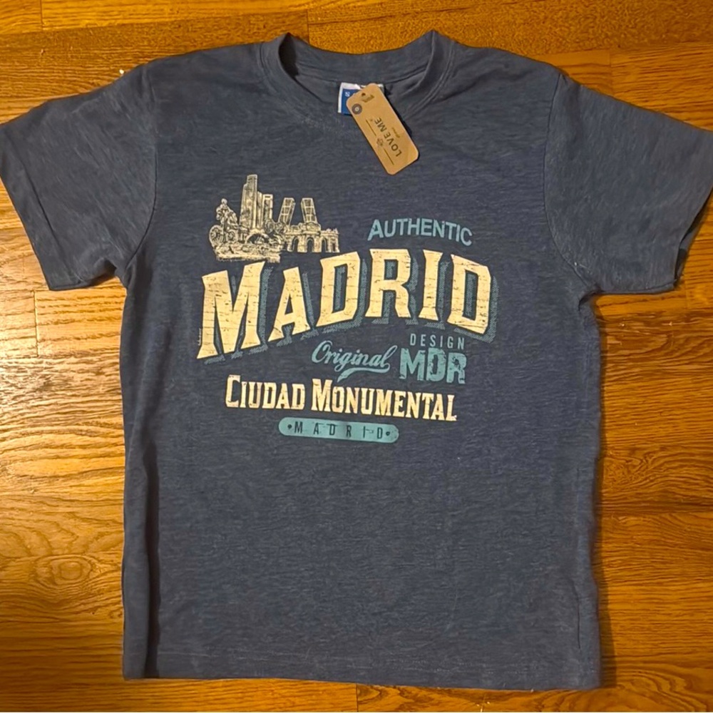 Souvenir T-shirt from Spain NWT